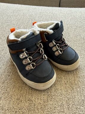 Dr Scholls Kids Navy and Brown Winter Boots with Sherpa Lining